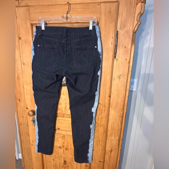 Inc International Concepts Skinny Jeans w/Lt Blue Bleach Side Stripes Sz 8P - Picture 2 of 8